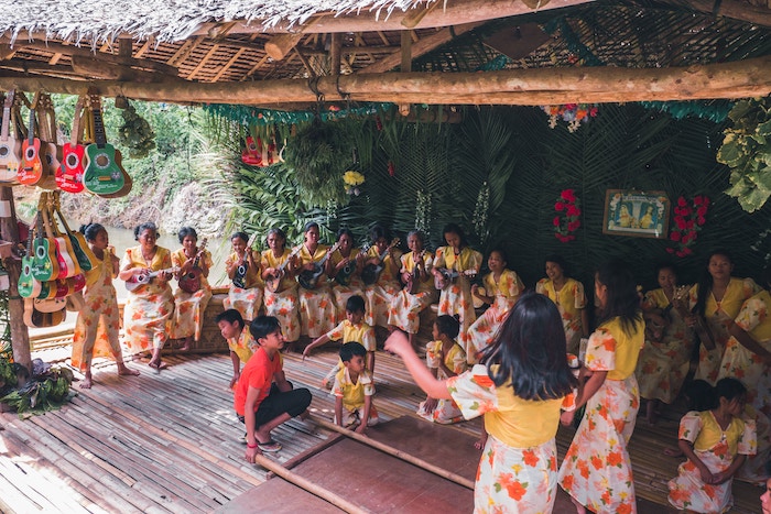 Filipino dancing